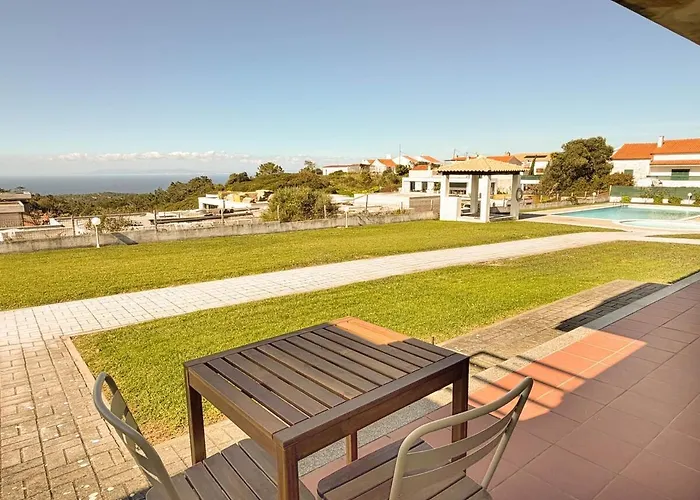 Between Sesimbra & Meco With Ocean View - No Parties Allowed Апартаменты Сесимбра